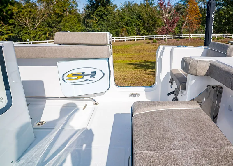 Slide: The Image of Sea Hunt Gamefish 30 Coffin Box 2026 - 8