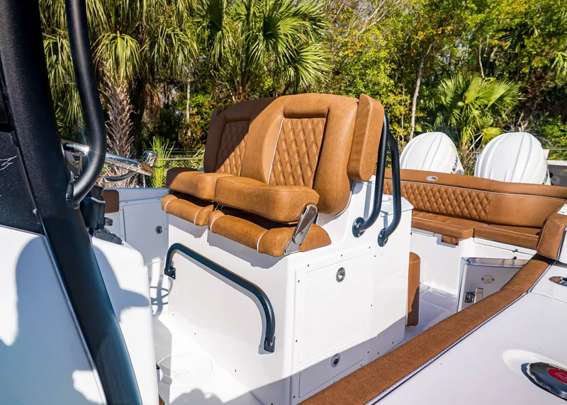 Slide: The Image of Sea Hunt Ultra 275 SE 2026 - 17