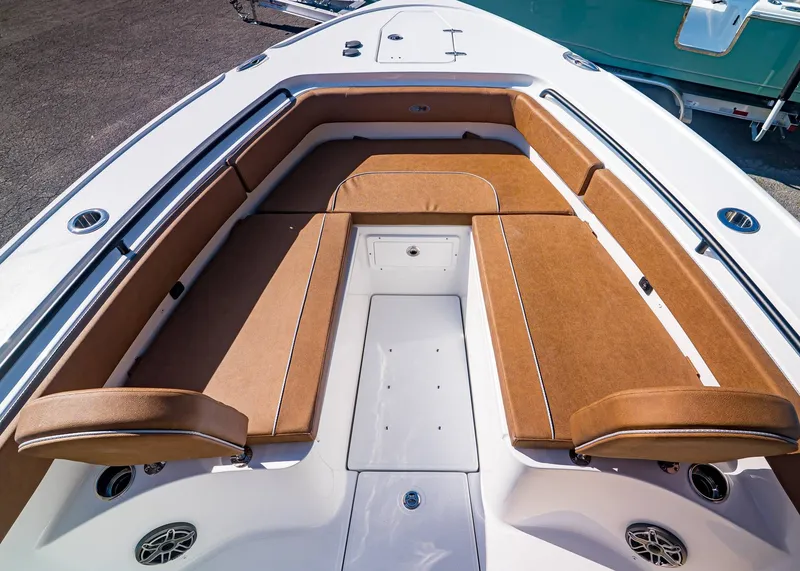 Slide: The Image of Sea Hunt Ultra 275 SE 2026 - 23