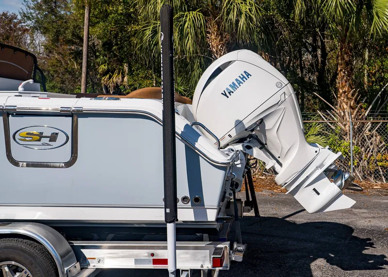 Slide: The Image of Sea Hunt Ultra 275 SE 2026 - 3