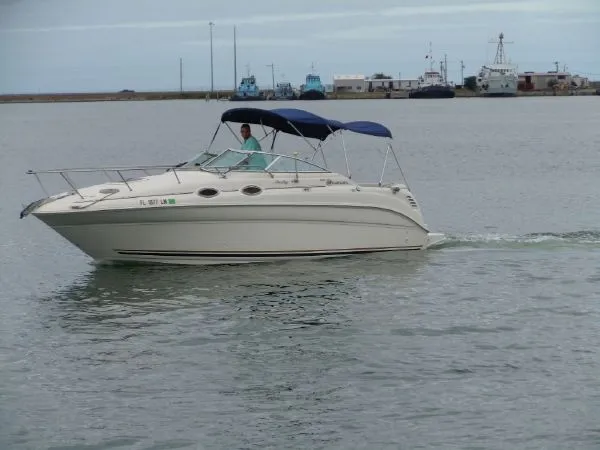 Slide: The Image of Sea Ray 260 Sundancer 2001 - 1