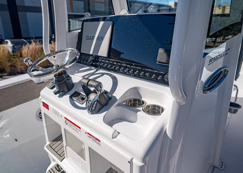 Slide: The Image of Sea Hunt Ultra 275 CB 2026 helm with Garmin display. - 20