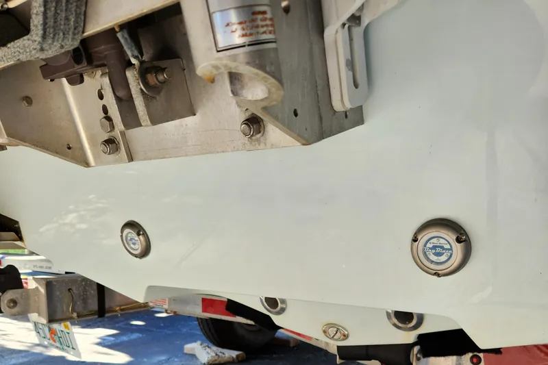 Slide: The Image of Close-up of 2014 Islamorada Boatworks Morada 24 engine components. - 23