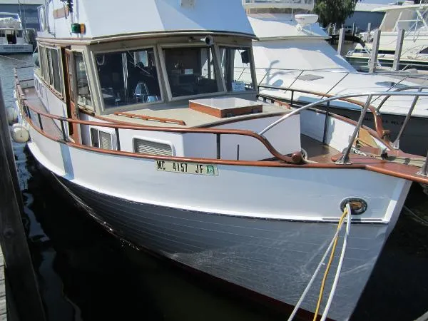 Slide: The Image of Grand Banks 42 Classic 1969 - 0