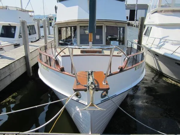 Slide: The Image of Grand Banks 42 Classic 1969 - 1