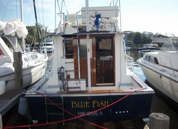 Slide: The Image of Cape Dory Down East 1990 - 1