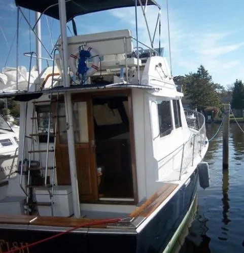 Slide: The Image of Cape Dory Down East 1990 - 2
