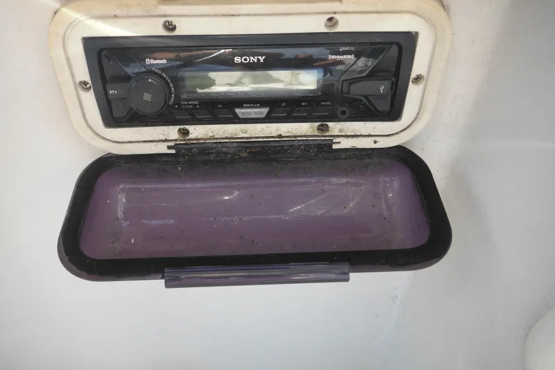 Slide: The Image of Sony stereo system on a 1998 Pro-Line 201 Walkaround boat. - 35