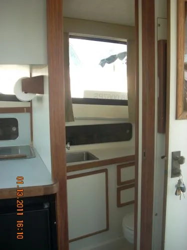 Slide: The Image of Blackfin Flybridge 1986 - 8