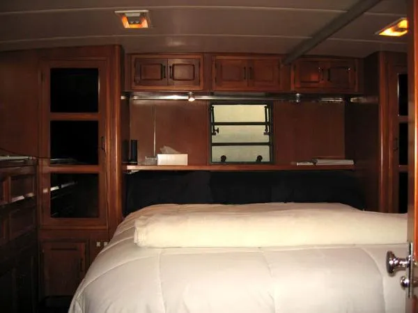 Slide: The Image of Symbol 44 Aft Deck Motor Yacht 1986 - 1