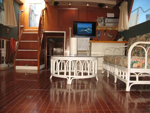 Slide: The Image of Symbol 44 Aft Deck Motor Yacht 1986 - 3