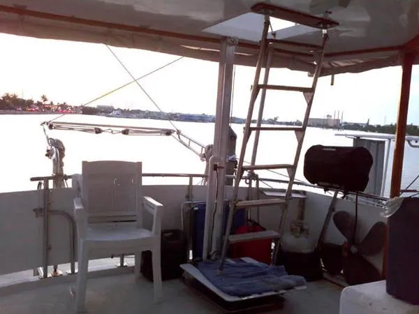 Slide: The Image of Symbol 44 Aft Deck Motor Yacht 1986 - 4