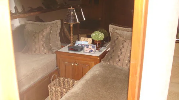 Slide: The Image of Viking 50 Convertible 1991 - 7