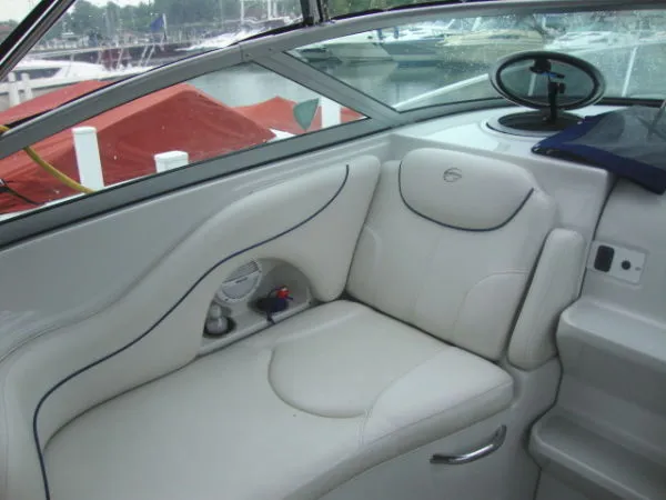 Slide: The Image of Crownline Boats 250 CR 2006 - 5