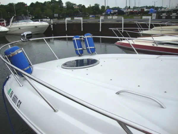 Slide: The Image of Crownline Boats 250 CR 2006 - 6