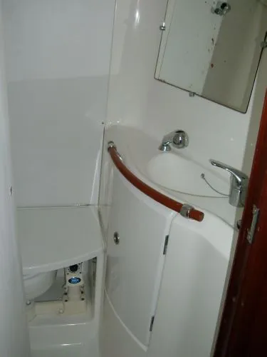 Slide: The Image of Beneteau 393 2004 - 5