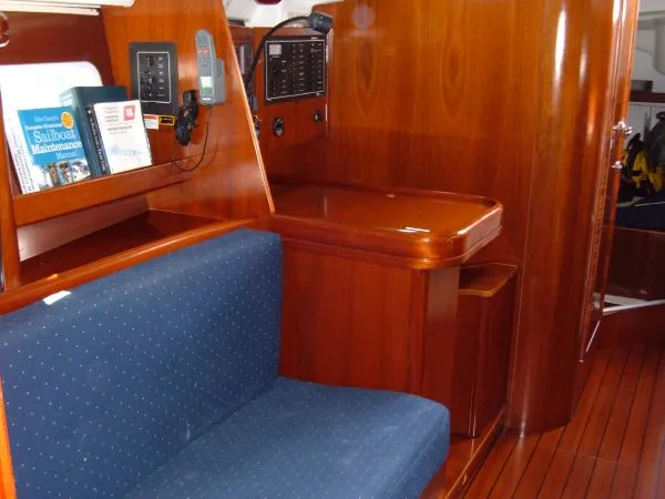 Slide: The Image of Beneteau 393 2004 - 7