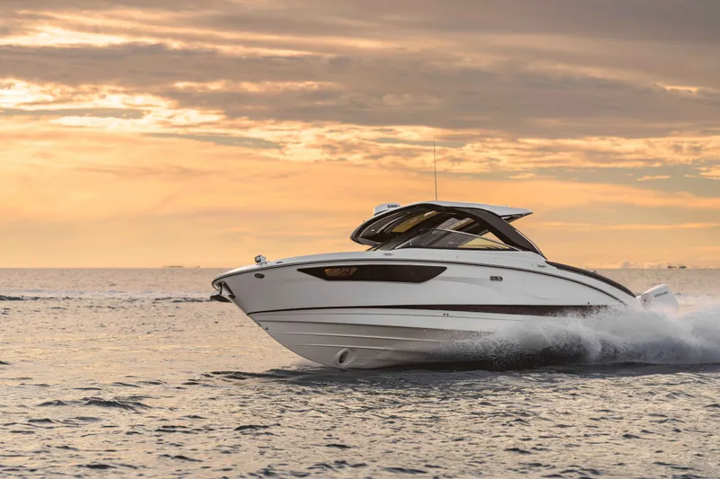 Slide: The Image of Sea Ray 360SXO 2026 - 6
