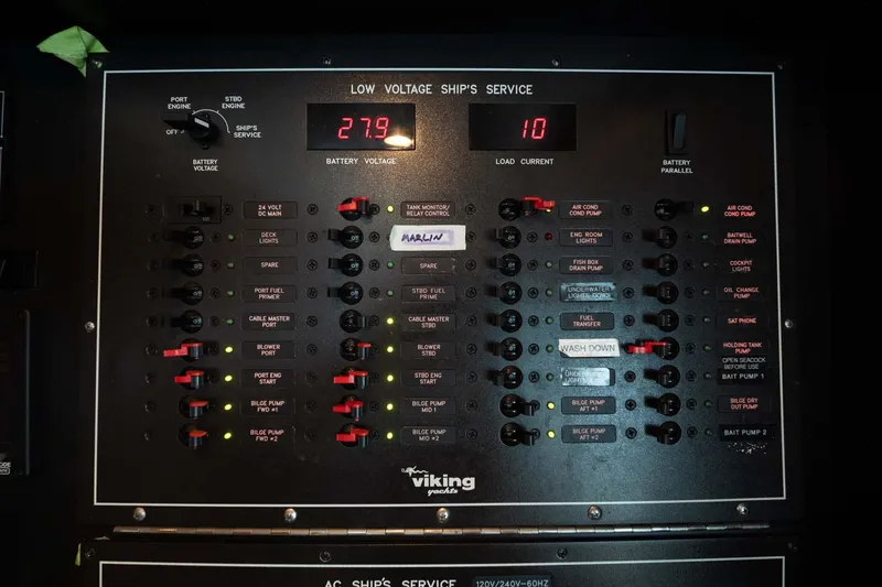 Slide: The Image of Viking 64 Convertible 2007 - 76