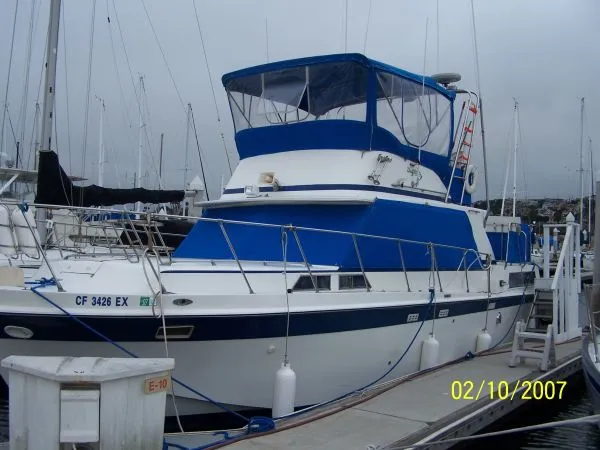 Slide: The Image of Uniflite Aft Cabin Motoryacht 1972 - 1