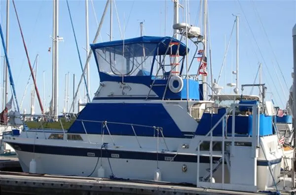 Slide: The Image of Uniflite Aft Cabin Motoryacht 1972 - 4