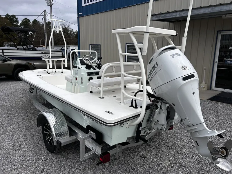 Slide: The Image of Spyder FX17 Flicker 2026 - 5