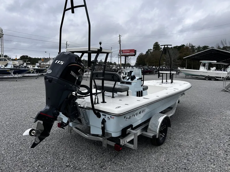 Slide: The Image of Spyder FX19 Vapor 2026 - 26