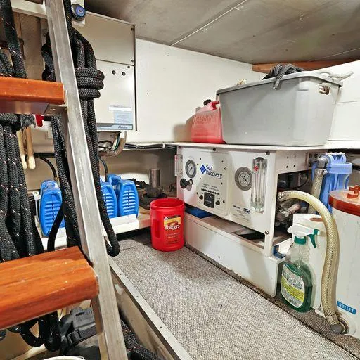 Slide: The Image of Vic Franck 65 Pilot House 1991 - 64