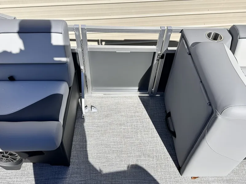 Slide: The Image of Avalon Venture Cruise - 21' 2026 - 9