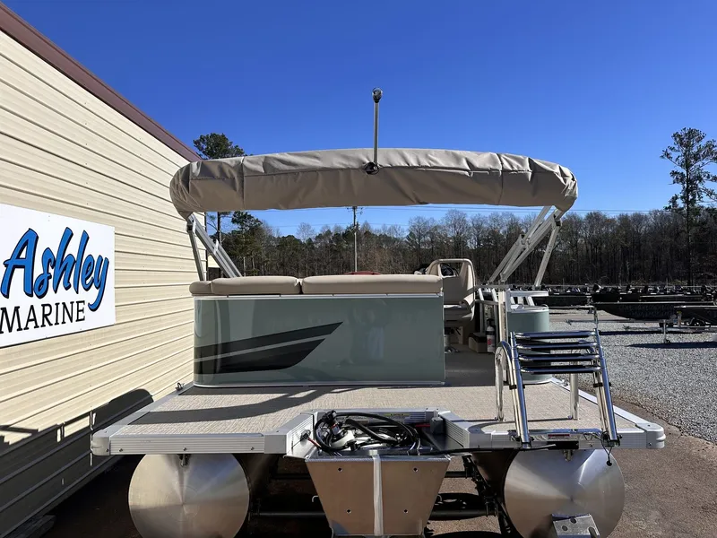 Slide: The Image of Avalon Venture 21 CRUISE-115HP 2026 - 2