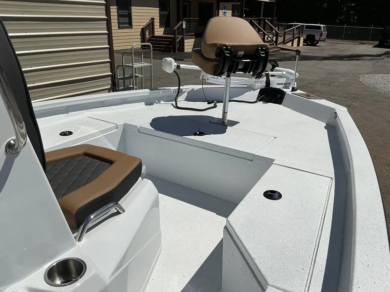 Slide: The Image of Xpress H20B Bay 2026 - 5