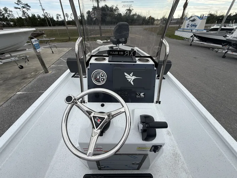 Slide: The Image of Xpress Xclusive R Series XR 21 BAY WITH FORWARD SEATING 2026 - 13