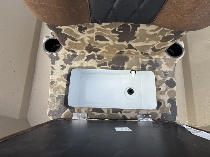 Slide: The Image of Excel 220 Bay Pro Elite 2026 - 5