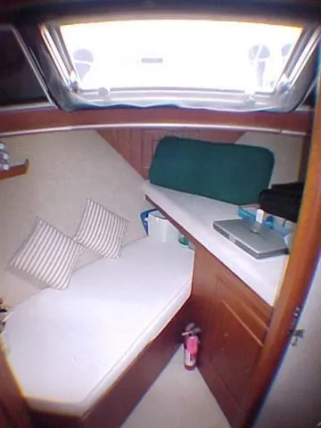Slide: The Image of Neptunus 133 Motor Yacht 1986 - 7