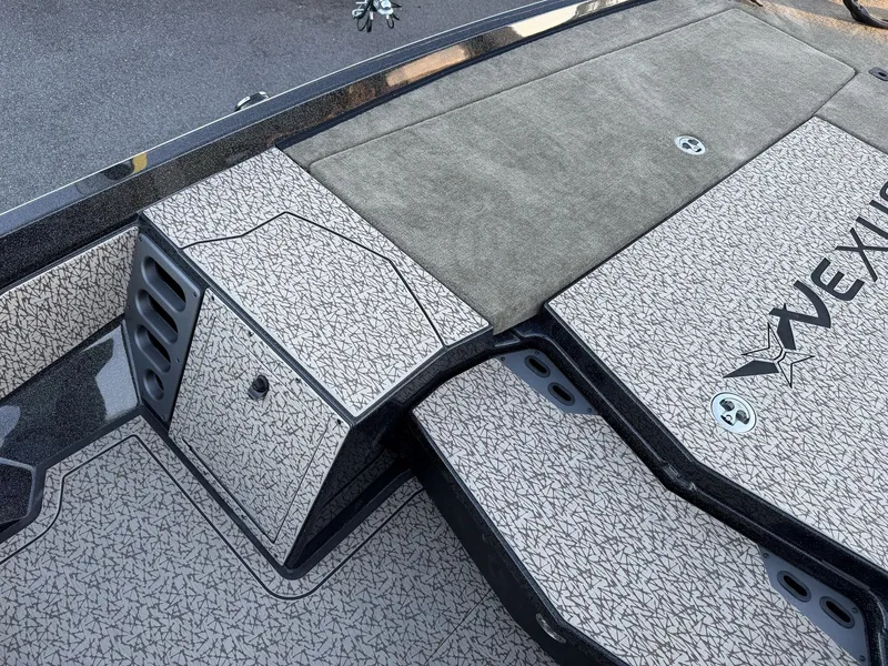 Slide: The Image of Vexus VX S20 2026 - 17