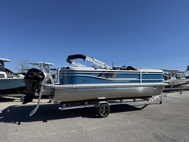 Slide: The Image of SunCatcher SELECT SERIES 22RC 2026 - 2