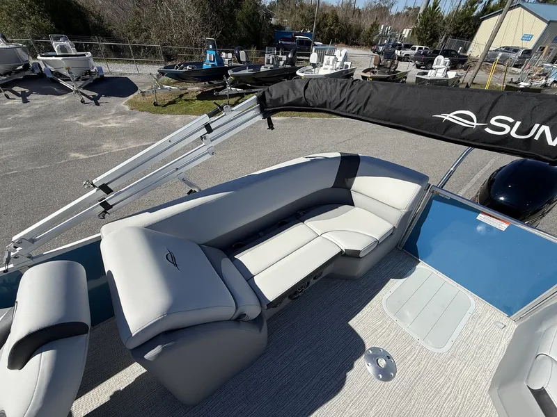 Slide: The Image of SunCatcher Select Series 22RC-YAMAHA VF115 SHO 2026 - 6