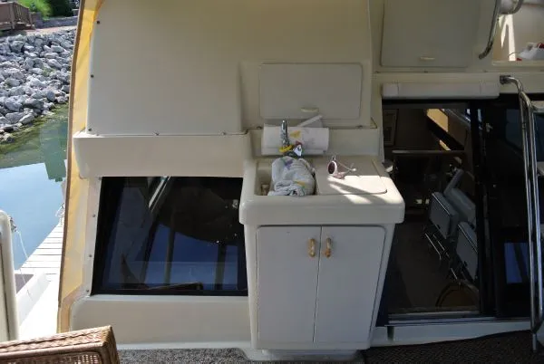 Slide: The Image of Silverton 41 Motor Yacht 1991 - 11