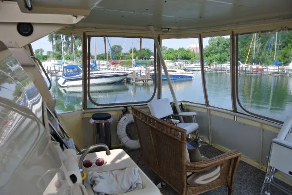 Slide: The Image of Silverton 41 Motor Yacht 1991 - 7