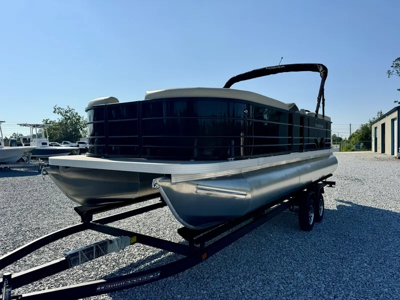 The Image of Veranda Vista View Series 22 RC 2025 - 1