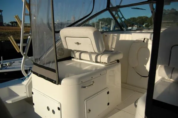 Slide: The Image of Wellcraft 330 Coastal (05 Repower) 2003 - 5