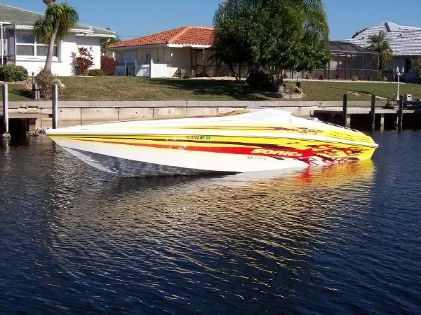 Slide: The Image of Sonic USA Boats 35 SS 2005 - 0