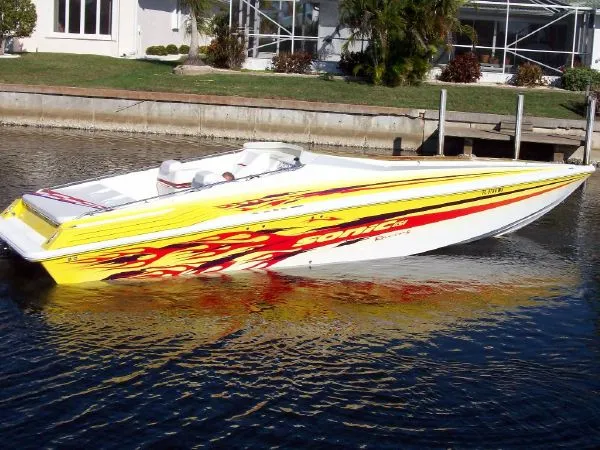 Slide: The Image of Sonic USA Boats 35 SS 2005 - 1