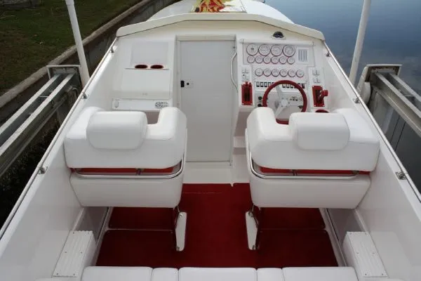 Slide: The Image of Sonic USA Boats 35 SS 2005 - 10