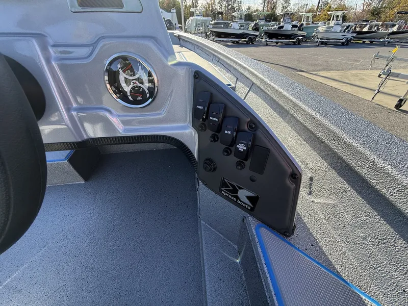 Slide: The Image of Xpress H18 Bass 2026 - 10