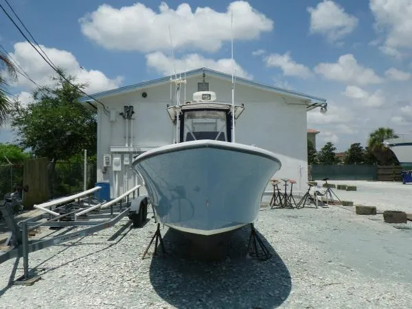 Slide: The Image of Shamrock 260 CC tow boat 1999 - 2