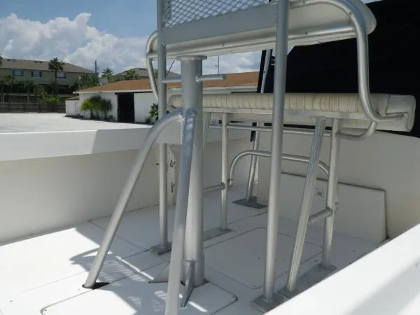 Slide: The Image of Shamrock 260 CC tow boat 1999 - 5