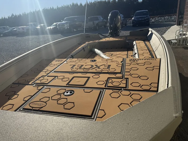 Slide: The Image of Excel 183 Tomahawk 2026 - 3