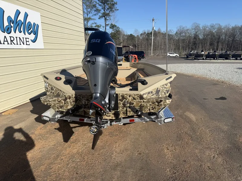 Slide: The Image of Excel 183 Tomahawk 2026 - 7