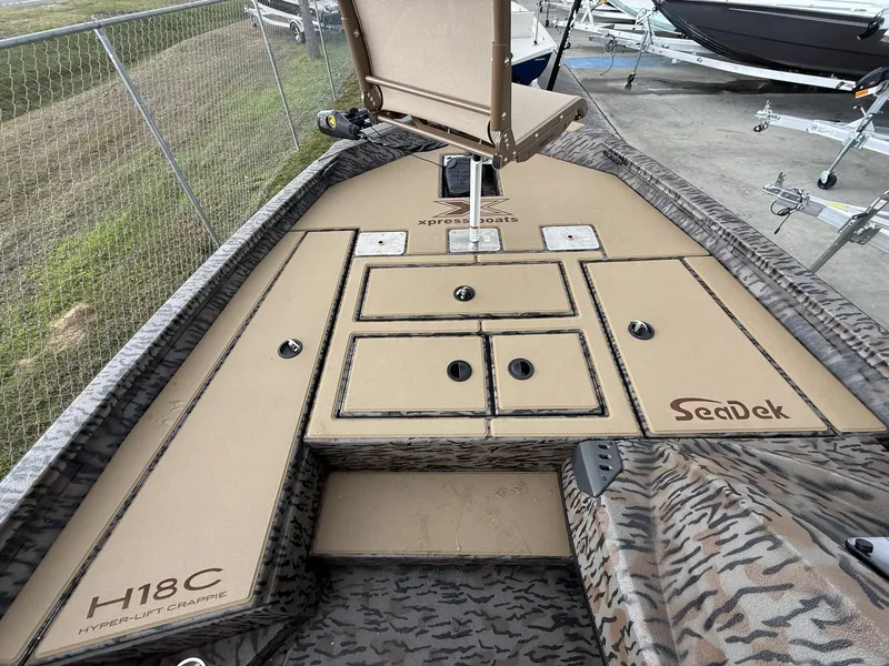 Slide: The Image of Xpress Hyper-Lift Crappie Series H18C 2026 - 7